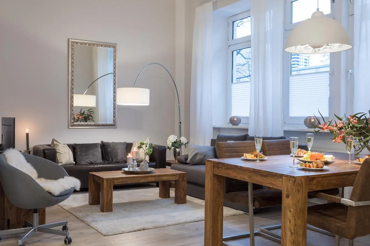The Goethe Loft, 2 Bedroom Up To 5 People Berlin Apartment