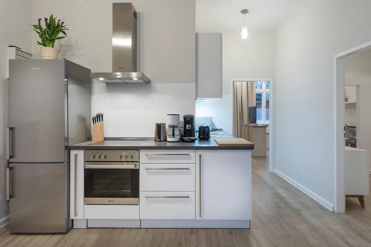 The Goethe Loft, 2 Bedroom Up To 5 People Berlin Apartment