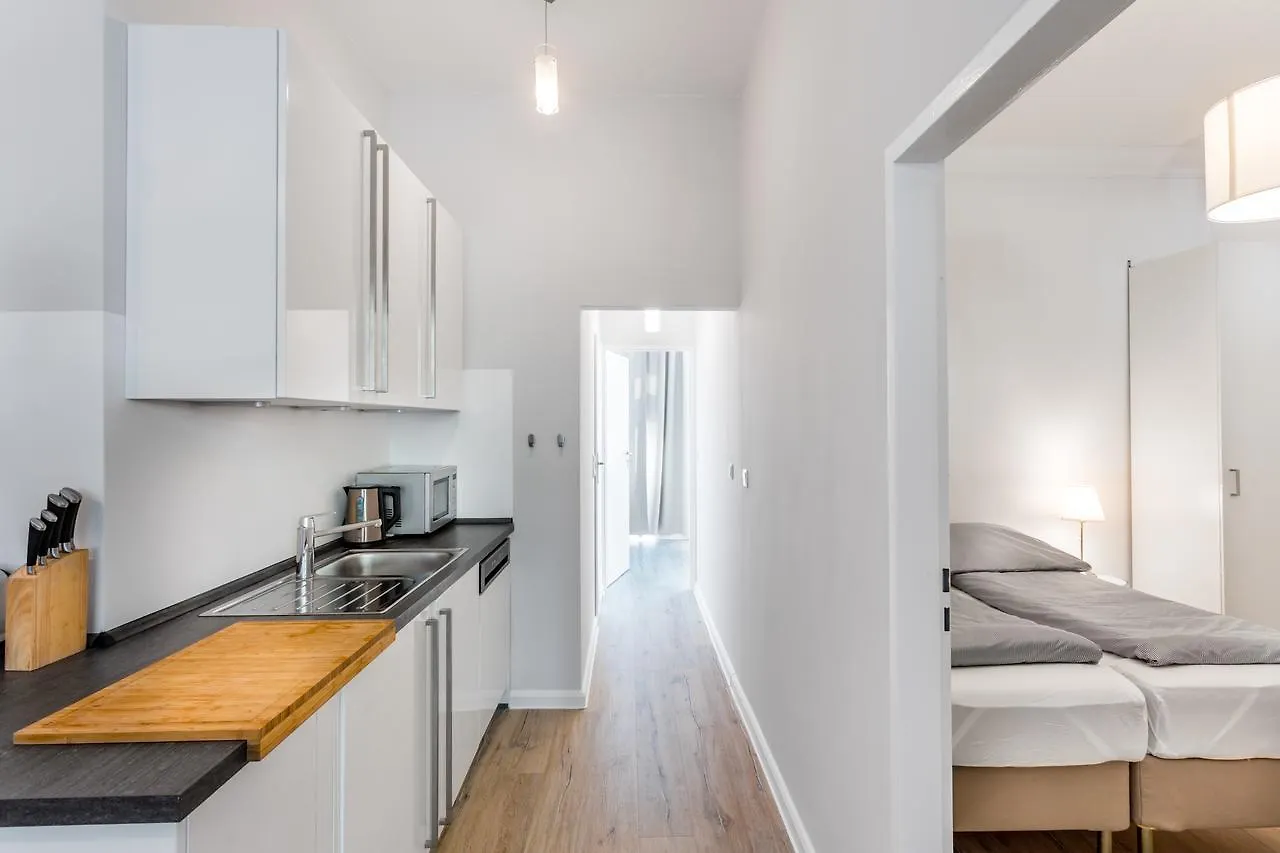 The Goethe Loft, 2 Bedroom Up To 5 People Berlin
