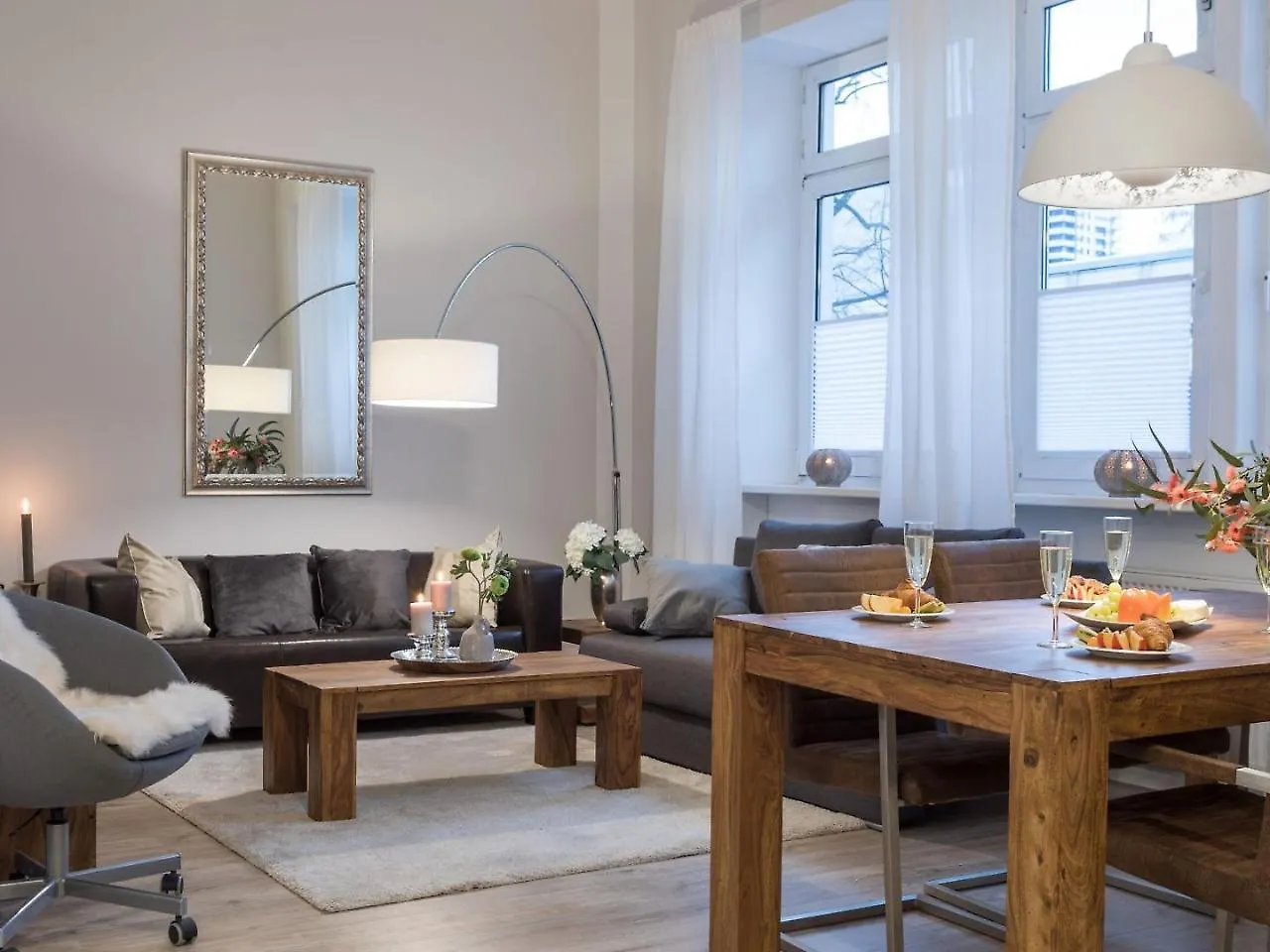 The Goethe Loft, 2 Bedroom Up To 5 People Berlin