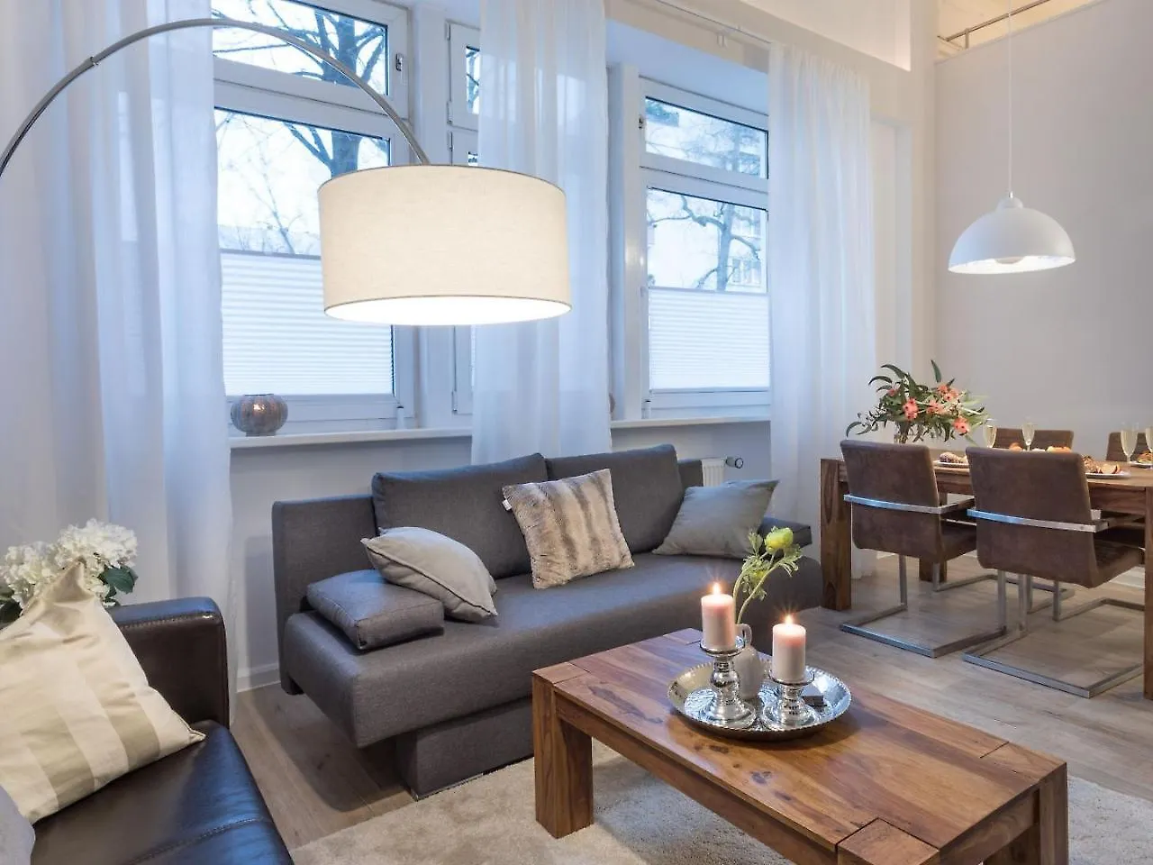 Apartment The Goethe Loft, 2 Bedroom Up To 5 People Berlin