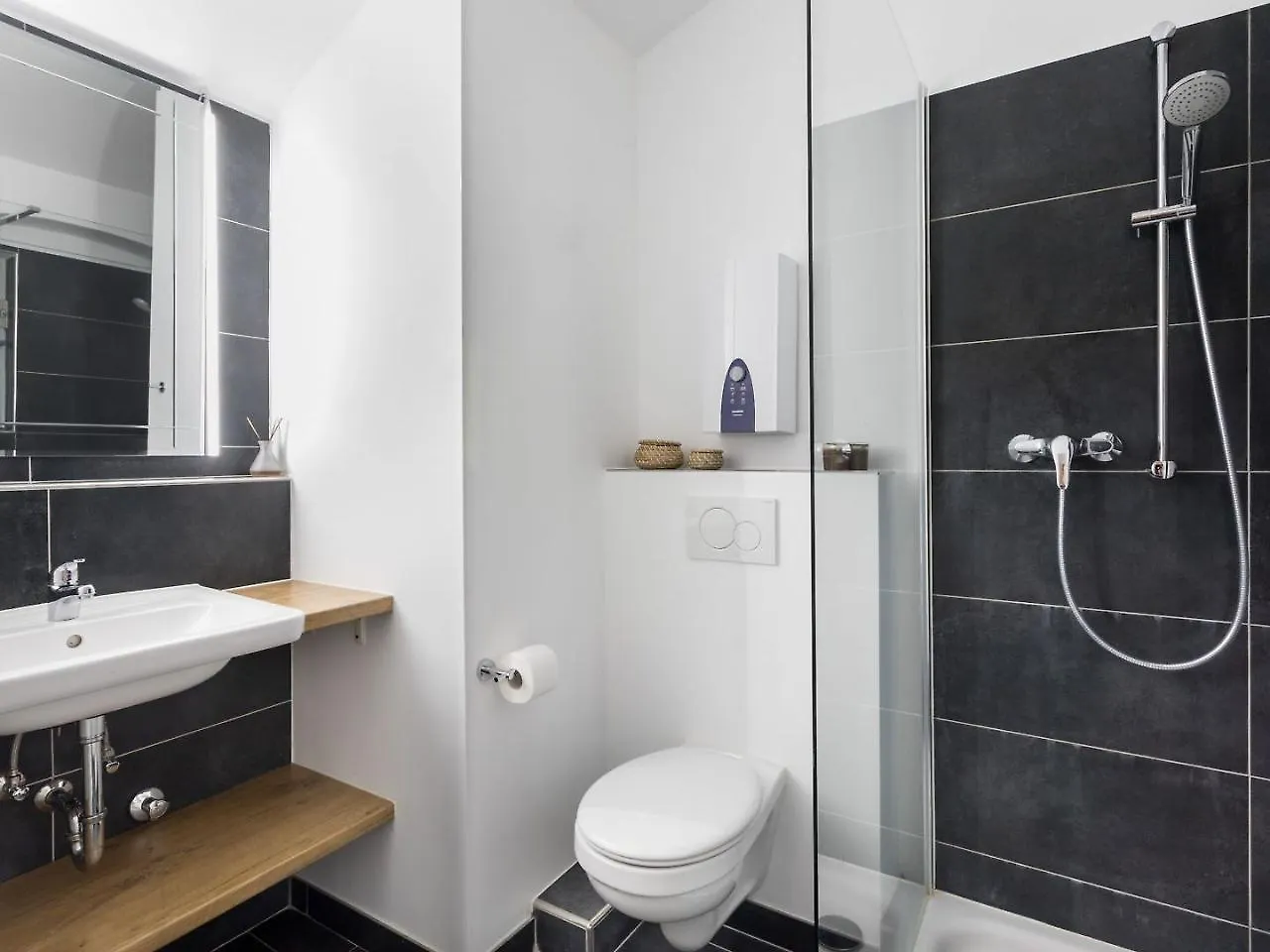 The Goethe Loft, 2 Bedroom Up To 5 People Berlin 0*,  Germany